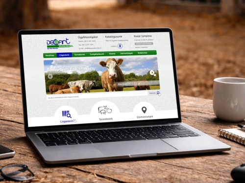 Decart Pannonia weboldal bemutatása laptopon – mezőgazdasági arculattervezés és logótervezés referencia