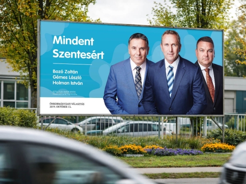 Mozdulj Velünk Egyesület arculattervezés óriásplakáton kampány vizuális megjelenéssel