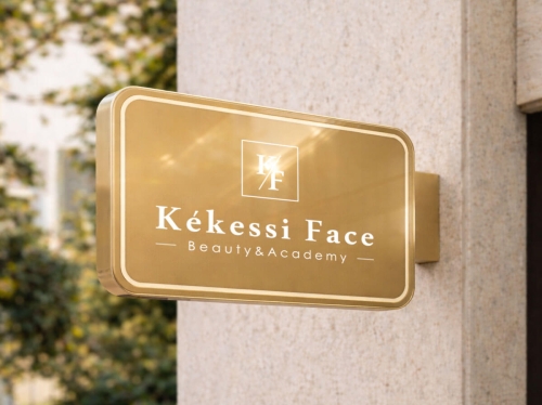 Logótervezés kültéri cégtáblán – Kékessi Face egységes márkamegjelenés