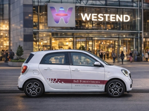 kültéri márkamegjelenés arculattervezett autóval és vizuális brandinggel